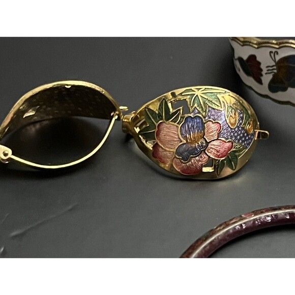 Vintage Lot Of 19 Cloisonné Jewelry Lot Bracelets Bangles Necklaces Pendant, etc - Picture 14 of 16